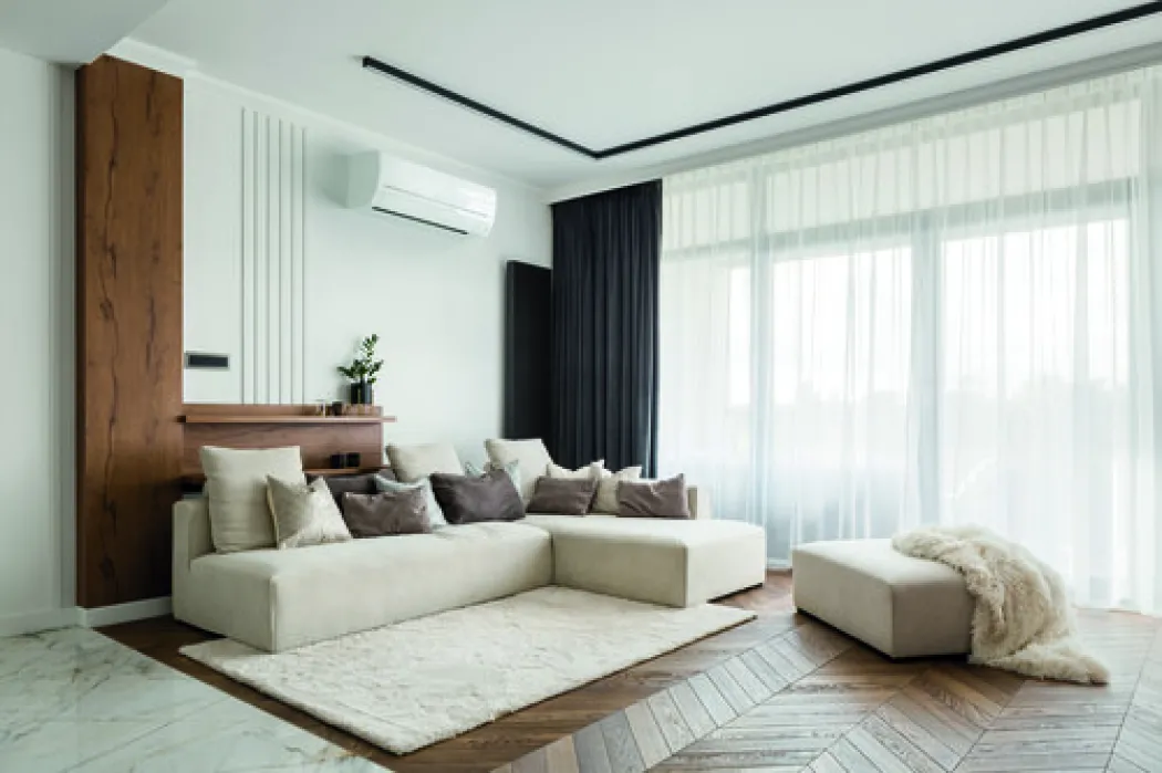 climatizzatore mitsubishi ambientato in salotto a roma